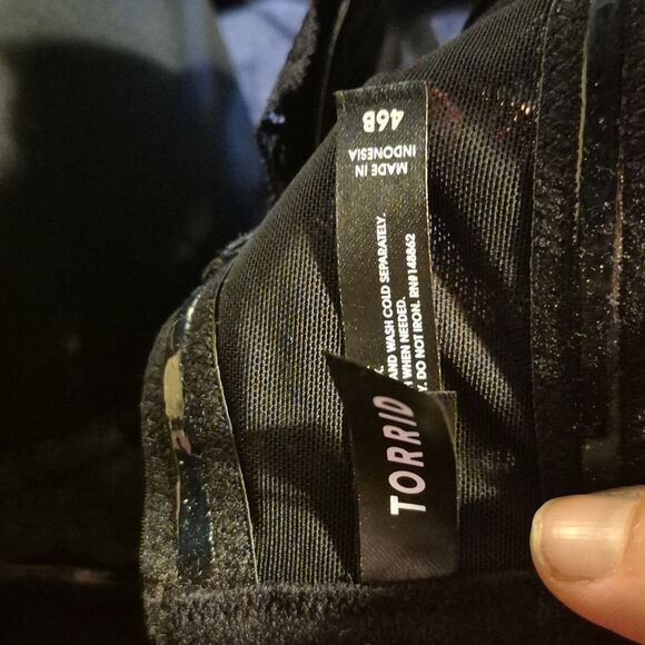 Torrid 46B Black Lightly Lined Everyday Bombshell Strapless Bra - New - Picture 7 of 7